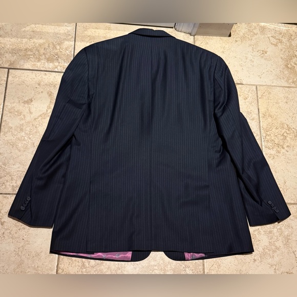 Sean John Classic 3-Piece Garment Suit